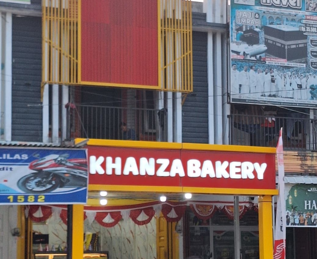 Khanza Bakery